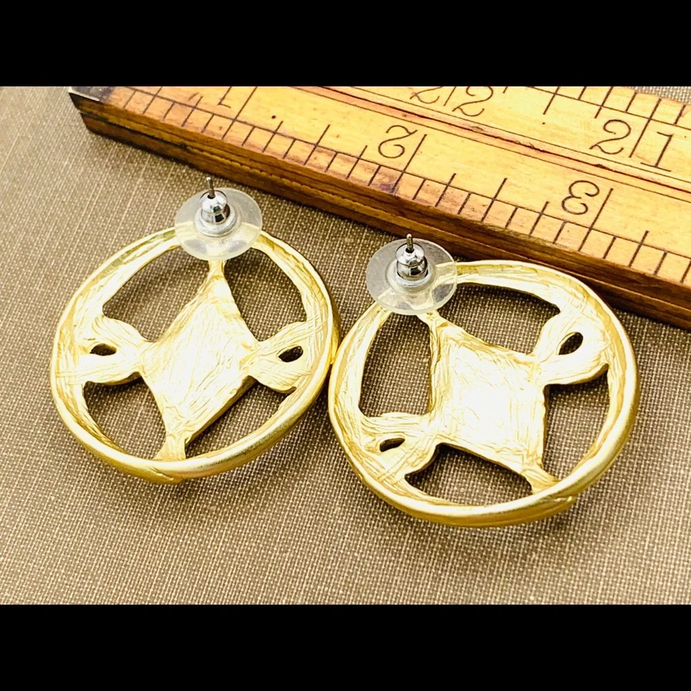 Chunky black & gold vintage pierced earrings NOS